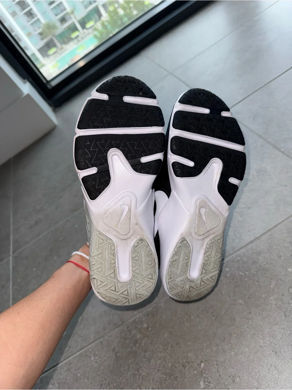 Nike no breathable box